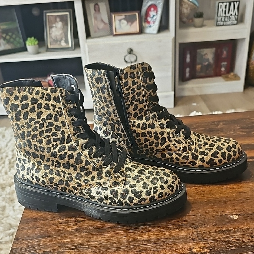 True Craft Black and Tan Combat Boots with Chunky Sole